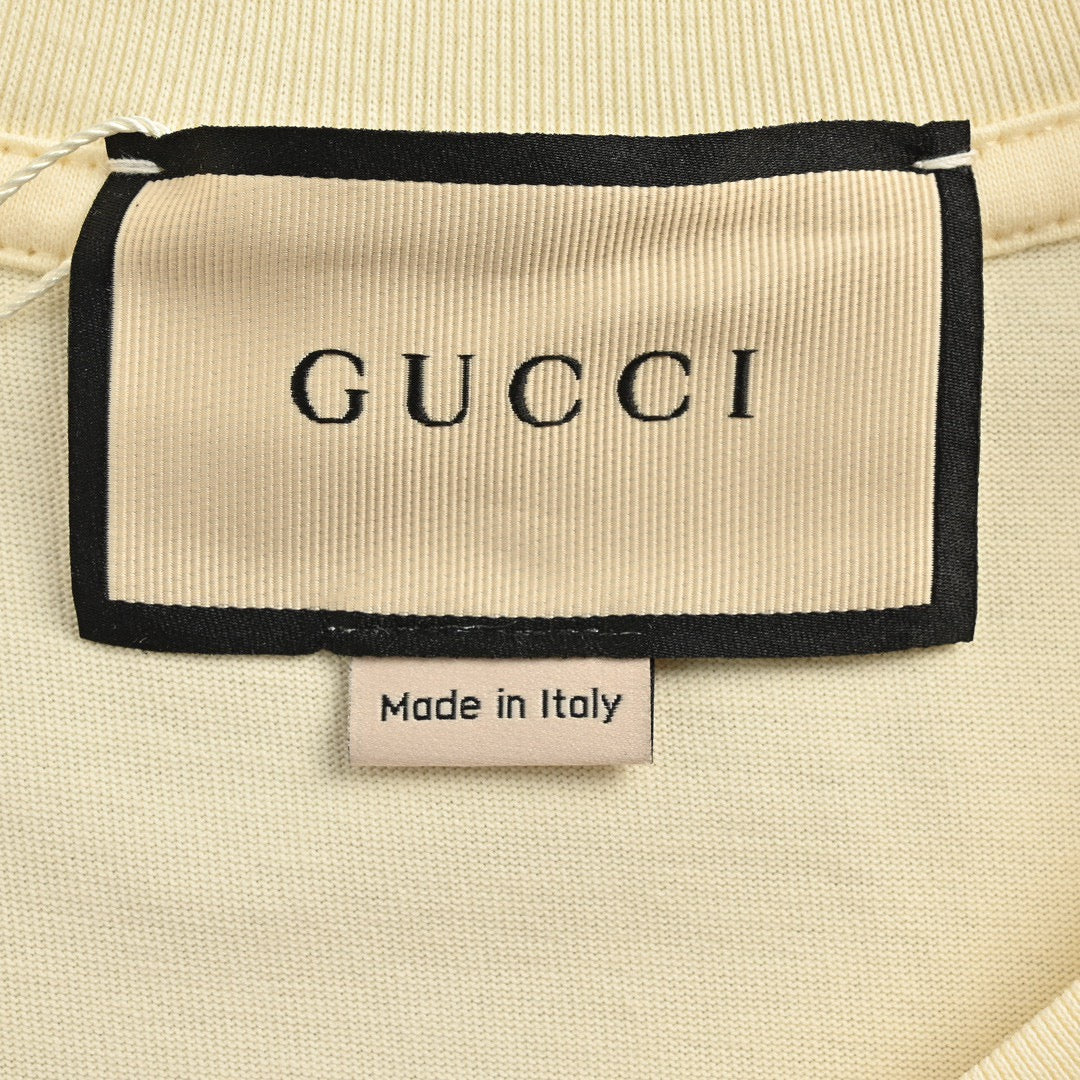 Gucci Strawberry Logo T-Shirt (Beige)